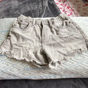 Stylish Gray Distressed girls denim Shorts